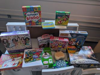 Assorted games & puzzles
