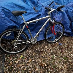 Diamondback Response Bike