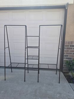 Clothing rack