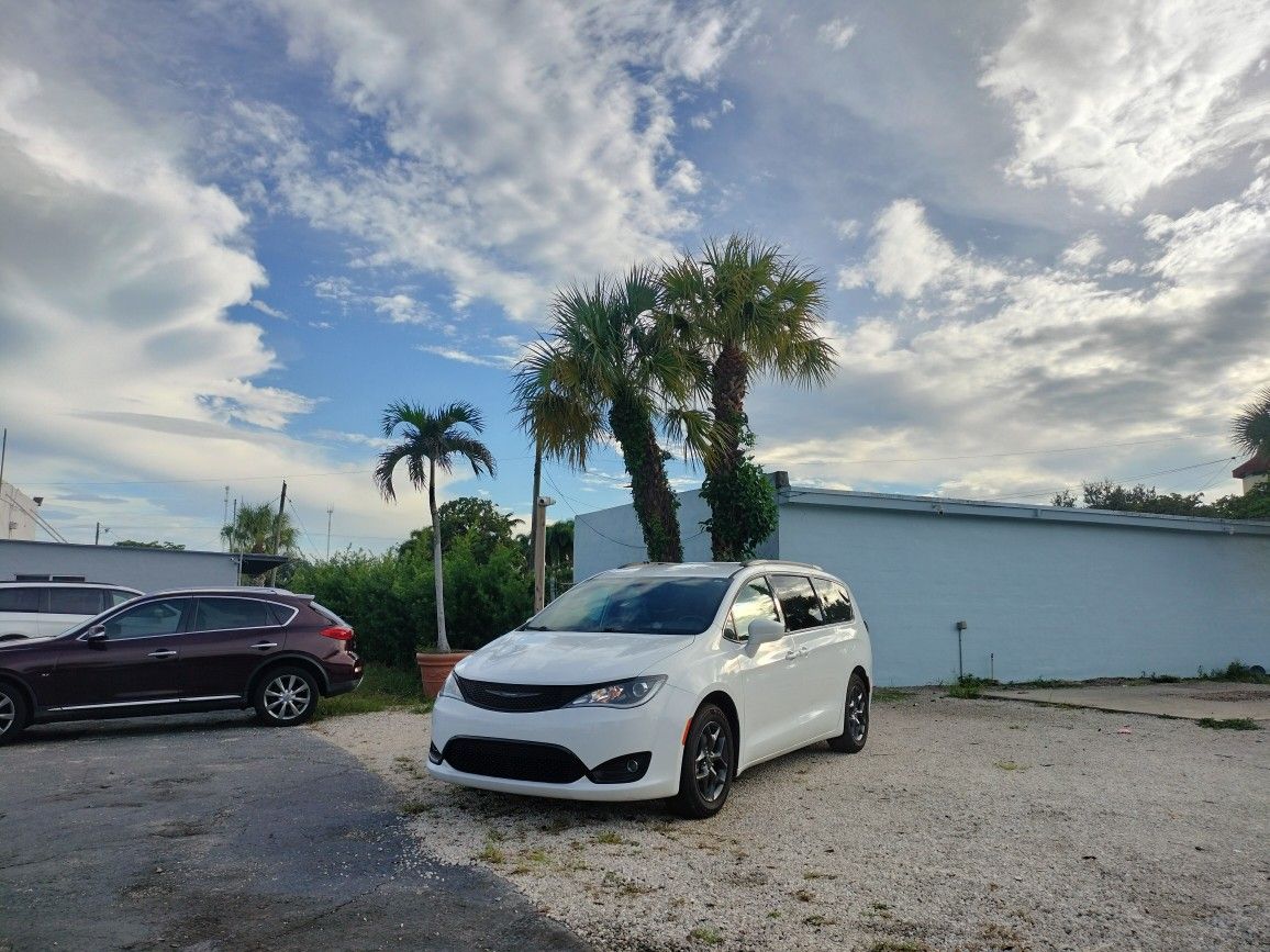 2018 Chrysler Pacifica
