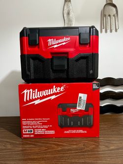 Milwaukee M18 2-Gallon Wet/Dry Vacuum