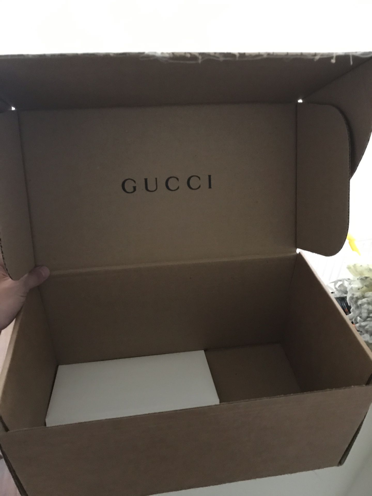 Gucci shipping box for Sale in Irvine, CA - OfferUp