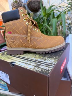 Supreme timberlands new drop  size 10M
