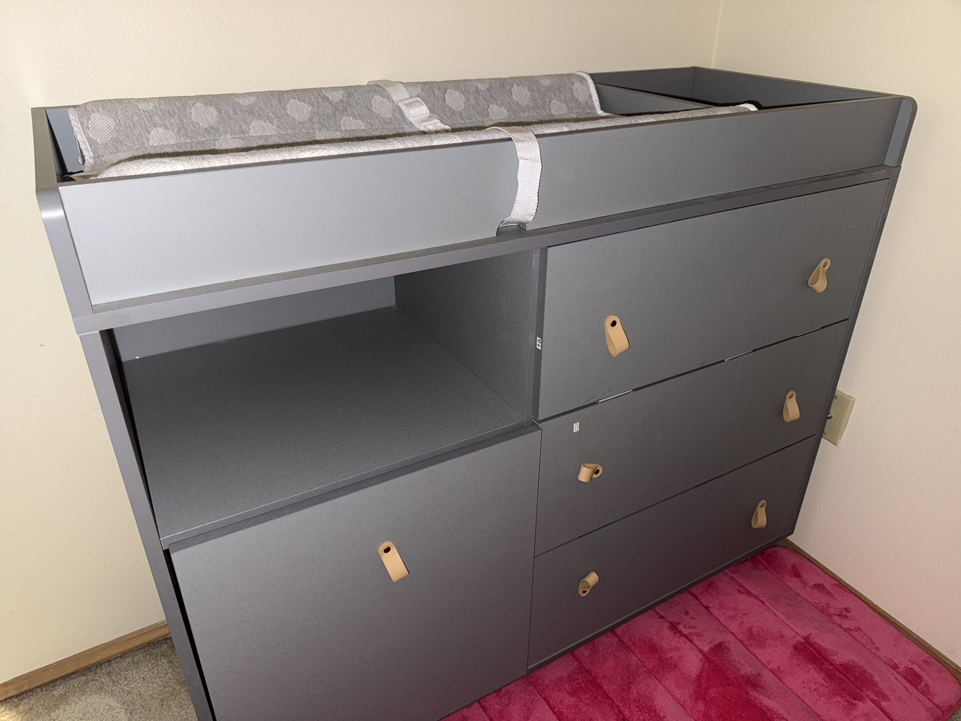 Diaper Changing Table / Baby Dresser