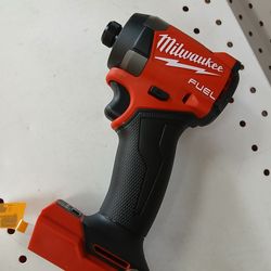 Milwaukee new 1/4" Impact 18M fuel
