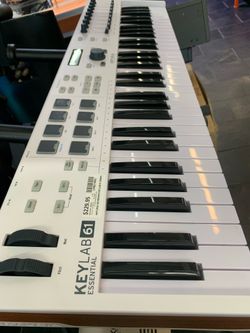 Arturia Keylab 61 Essential MIDI sound laboratory