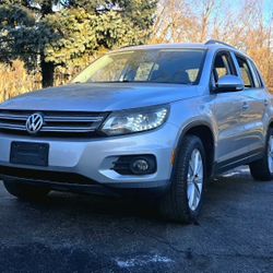 2017 Volkswagen Tiguan 2.0T LE Sport Utility 4D