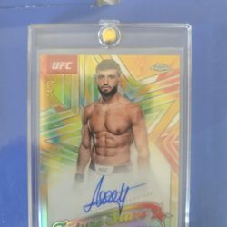 Arman Tsarukyan Topps Finest 
