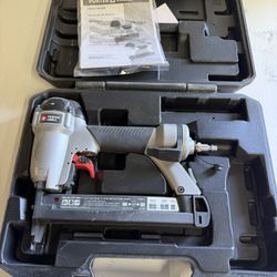 PORTER CABLE STAPLE GUN.
