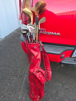 Golf Bag with Clubs