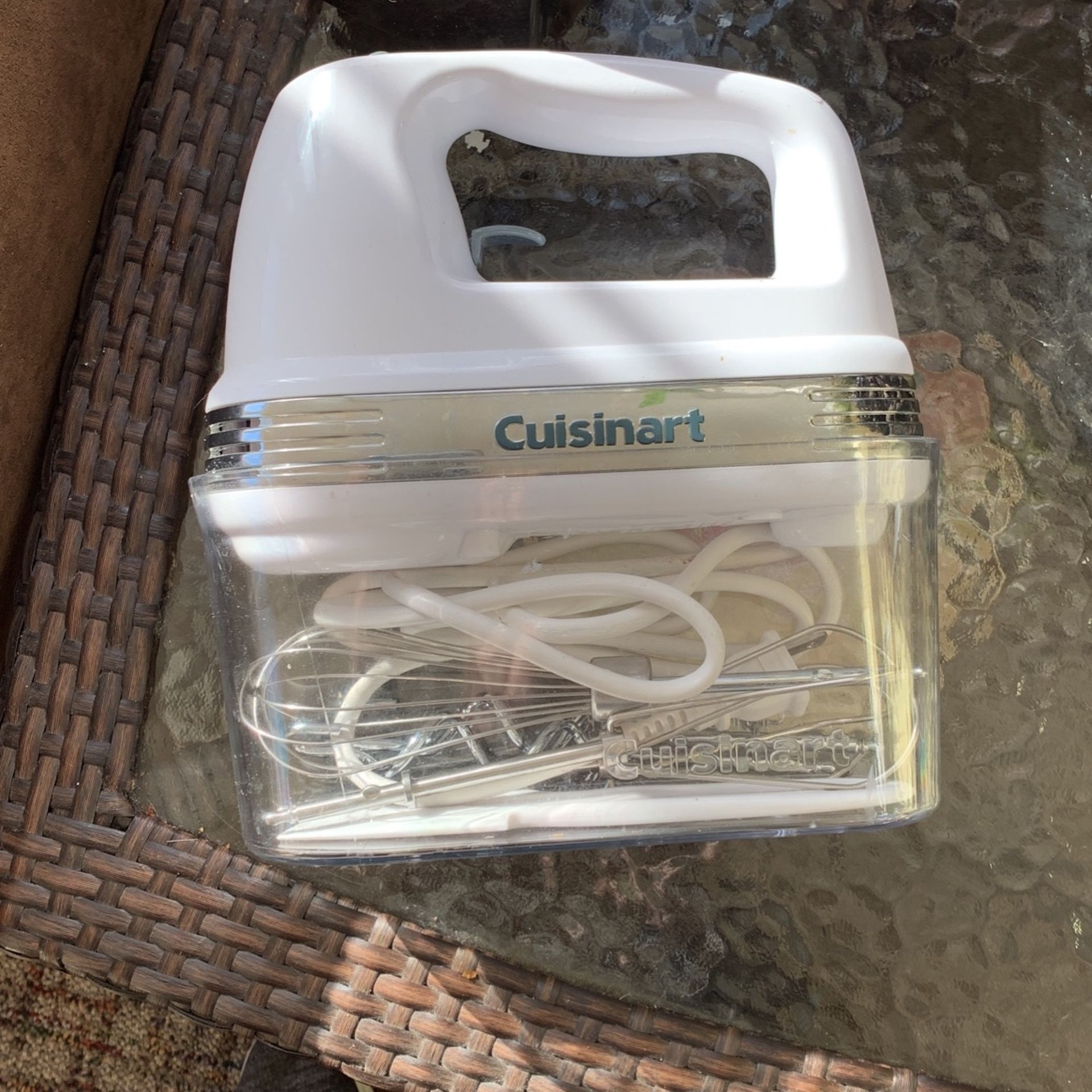 Cuisinart Hand Mixer