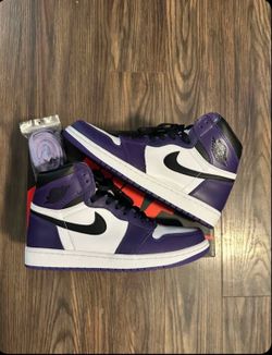 Air Jordan 1 Retro Court Purple 2.0 Size 8.5M 10W