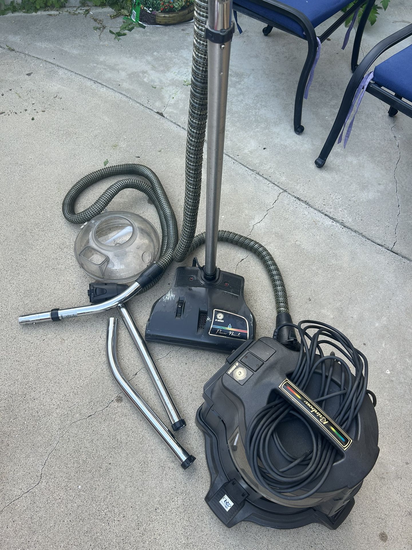 Rainbow Vacuum