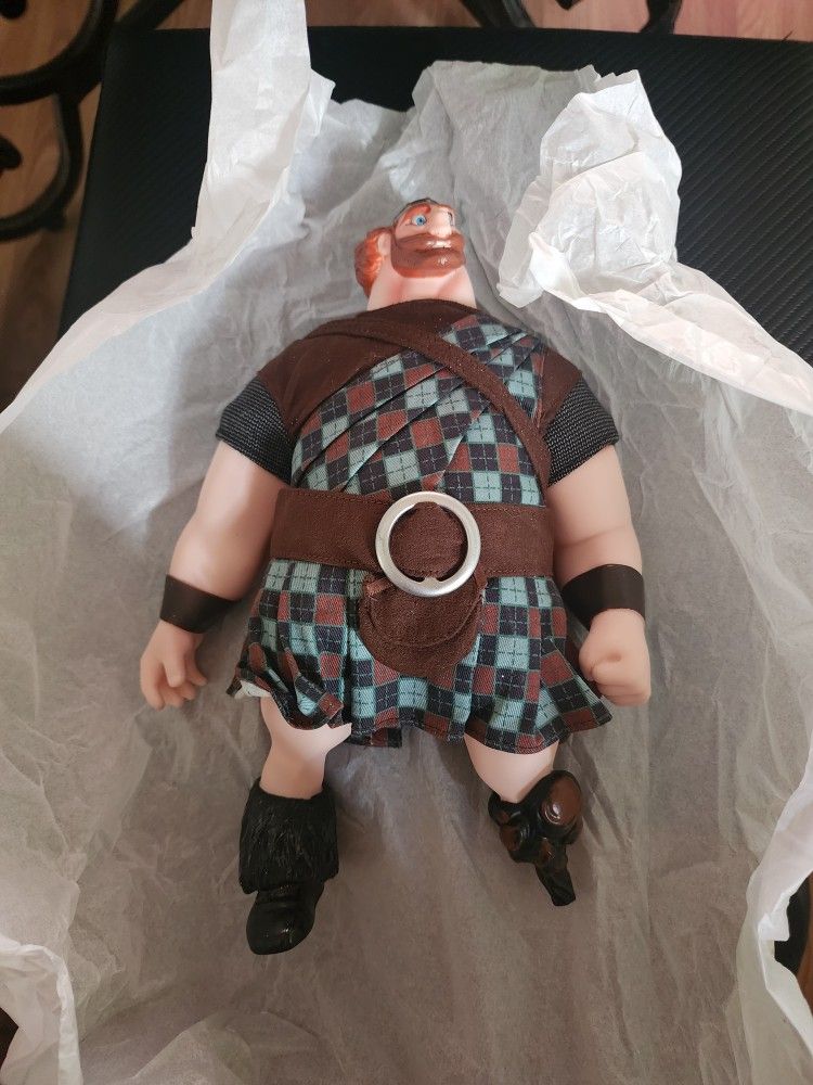 King Fergus Disney Store Doll
11" Brave Pixar u Super Rare
Collectible The Brave