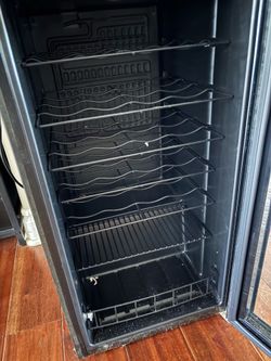 Vinotemp wine fridge