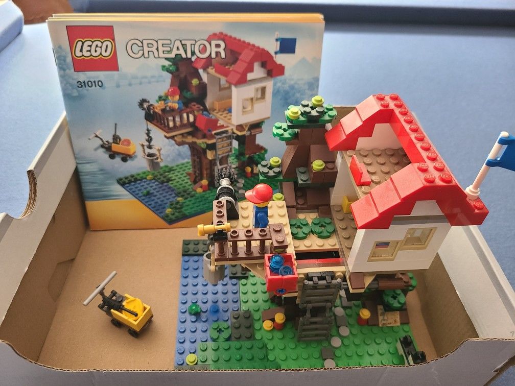 Lego Creator 3 In 1 Tree house Set