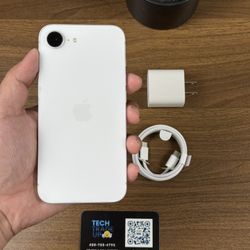 iPhone 16e 128Gb White 🤍 Cricket