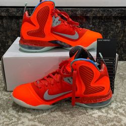 Nike LeBron IX Shoes Size 7.5 In Men’s, 9 In Woman’s.