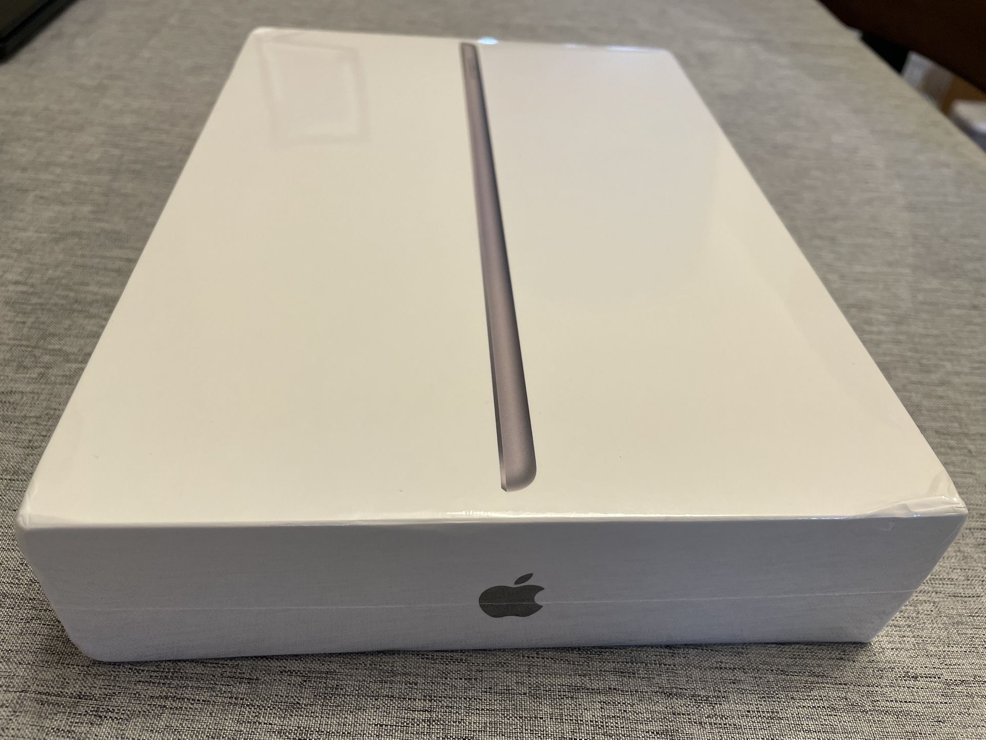 NEW IN BOX Apple iPad 10.2-inch, 64GB, Wi-Fi (9th Generation), Space Gray