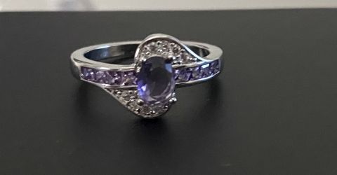 Size 8 Ring / Purple 
