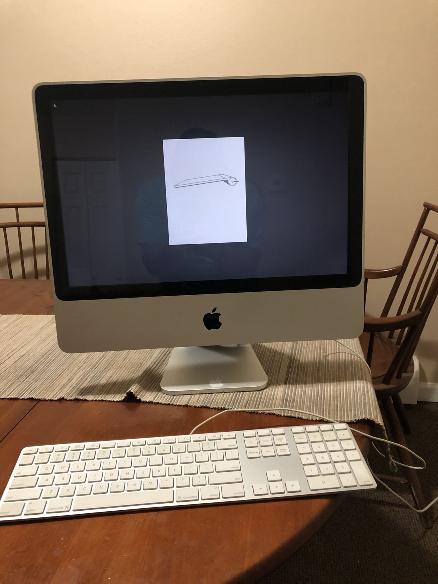 20’’ iMac with Keyboard