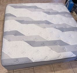 King Size mattress bed