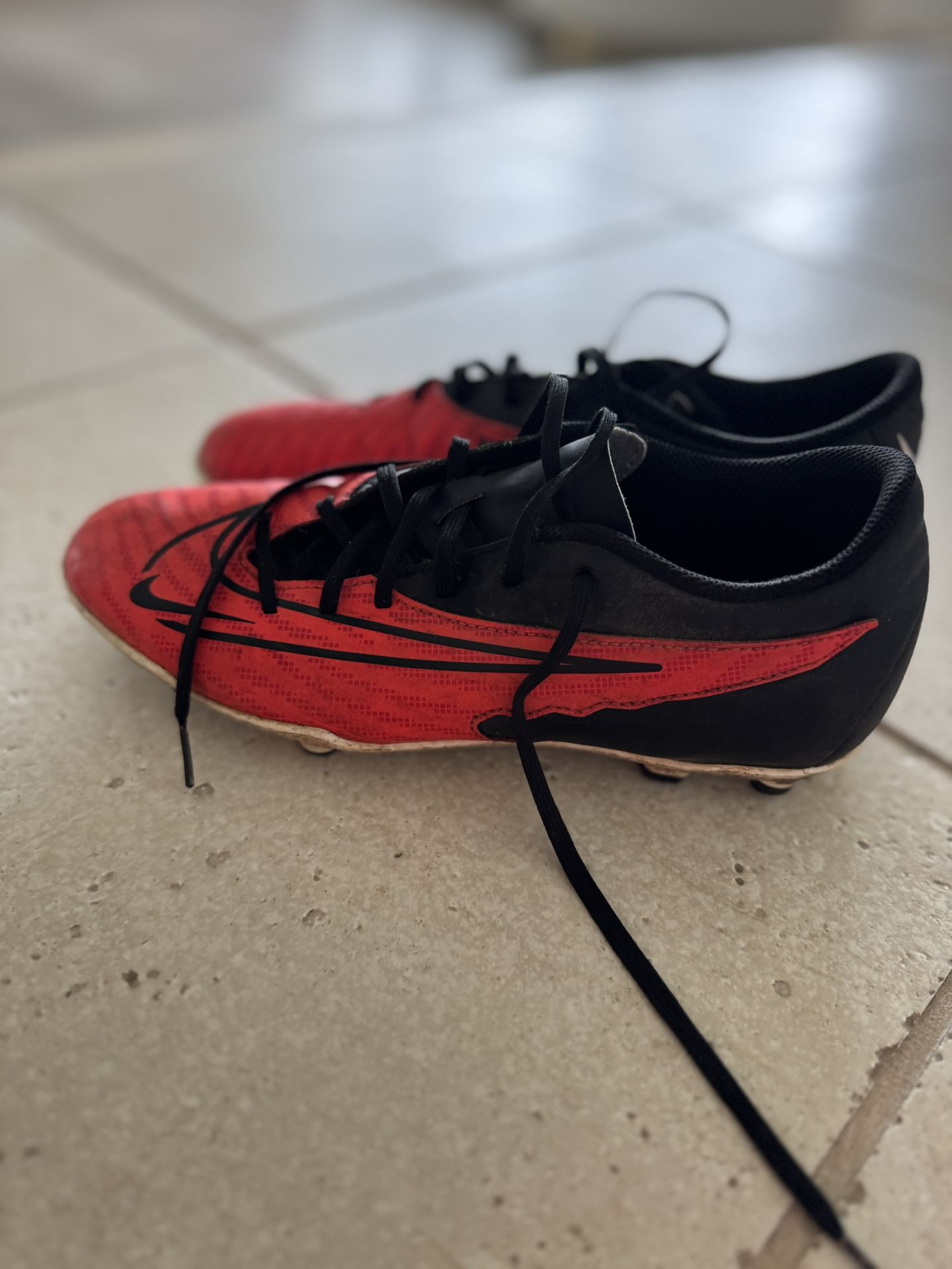 Nike Cleats Size 8
