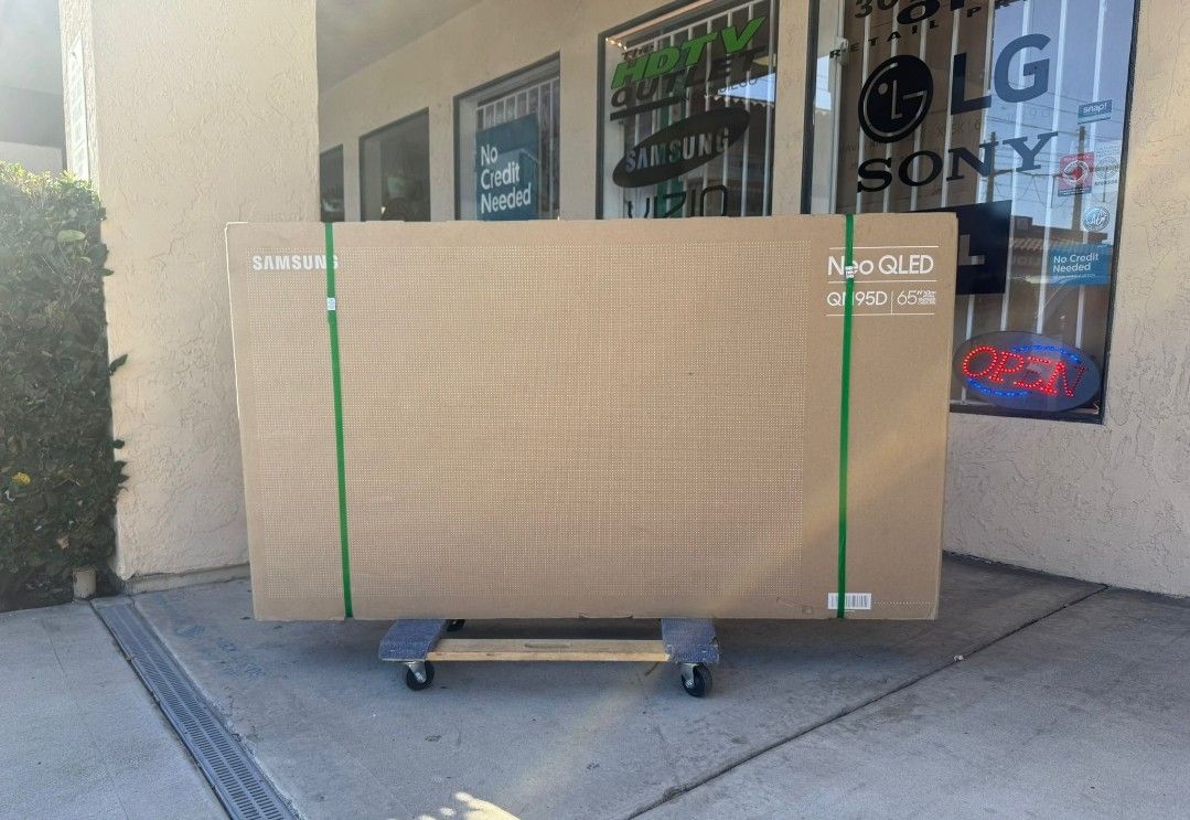 65 “ Samsung smart 4K NEO QLED HDR QN95D