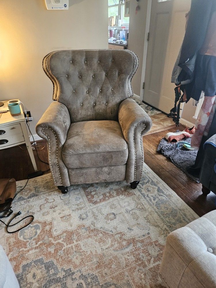 Recliner