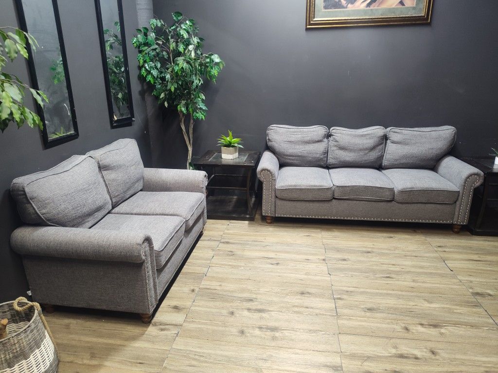 BIG DEAL 2 PIECE WAYFAIR SOFA SET ONLY $249 DELIVERY AVAILABLE
