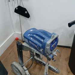 Magnum x7 paint machine