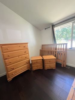 Tradewins Queen Bedroom Set