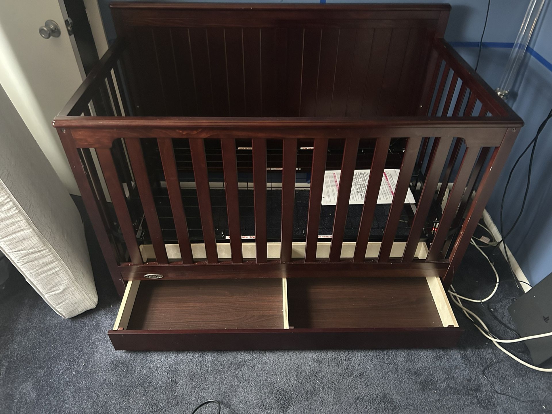 Graco Baby Crib