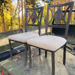 Perfect Dinning room Chairs 