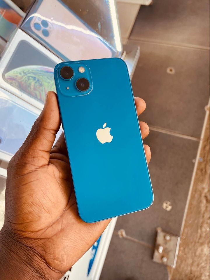 iPhone 13 Blue 128 GBs Factory Unlocked