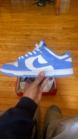 Nike Dunk Low ‘UNC’