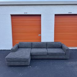 West Elm Urban Sofa Sectional I Free Delivery 🚚 