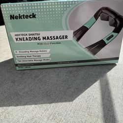 Shoulder Kneading Massager 