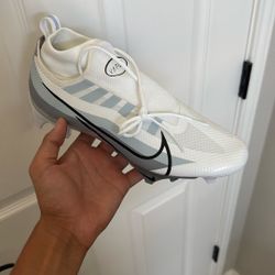 Men’s Nike Vapor Edge Pro 360 “White Metallic Silver” (Men’s Size 9)