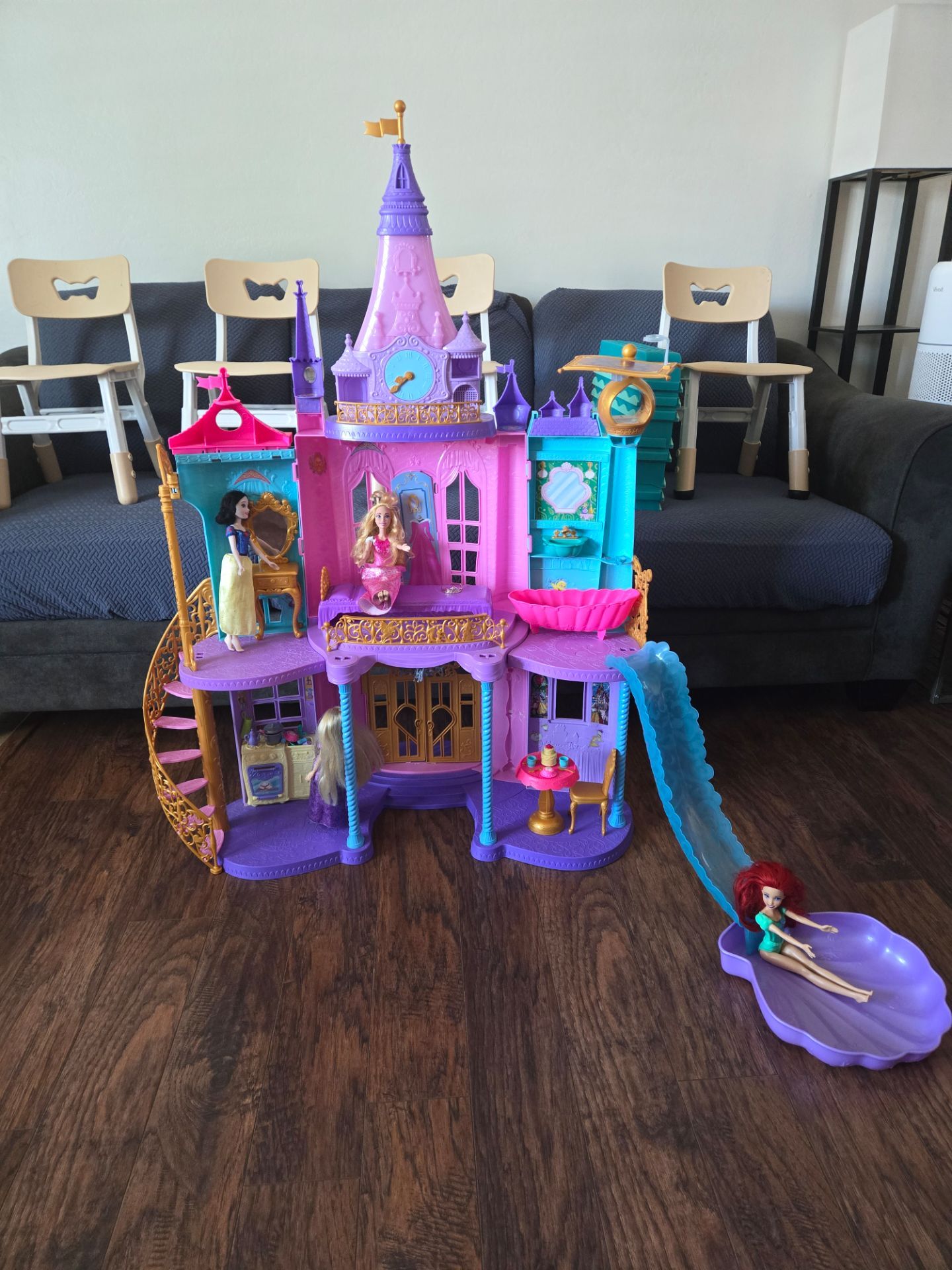 Disney Princess Magical Adventures Castle (Mattel)