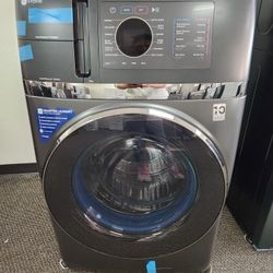 Ge Profile Energy Star 4.8 Cu.ft Washer/dryer Combo With Ventless Inverter HeatPump 