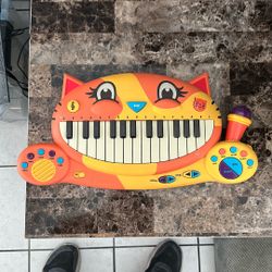Cat Piano 