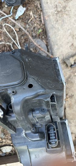 2014 A7 driver side headlight
