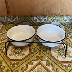 Elevated Feeder Pet Bowls