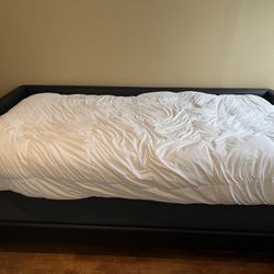 Leather Day Bed (Twin)