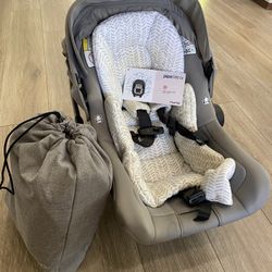 Nuna Pipa Lite LX  + Base