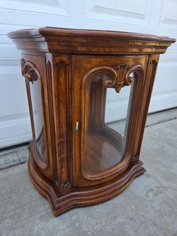 Antique lighted display table