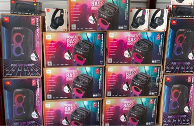 Open Box JBL PartyBox Club 120 and Wireless Mic Bundle local pickup !!!!