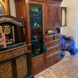 Antique Solid Oak Cabinet W/ORIGINAL Stained Glass Door Late 1800s