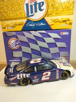 Rusty Wallace #2 Miller Lite 1999 Ford Taurus 1:24 Action Racing Collectables - MINT